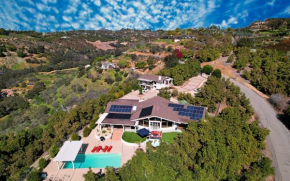 Two Hilltop Villas with Pool Oasis, Views and Avocado Grove